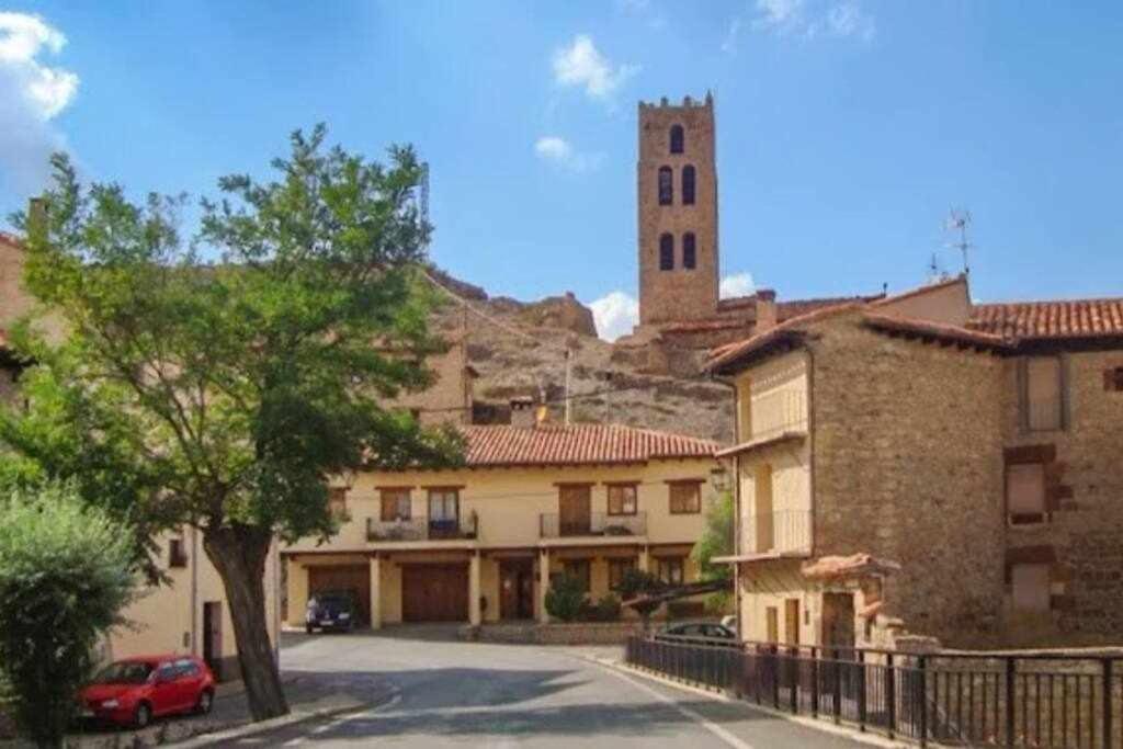 Apartamentos El Mirador Villarroya de los Pinares Exterior photo